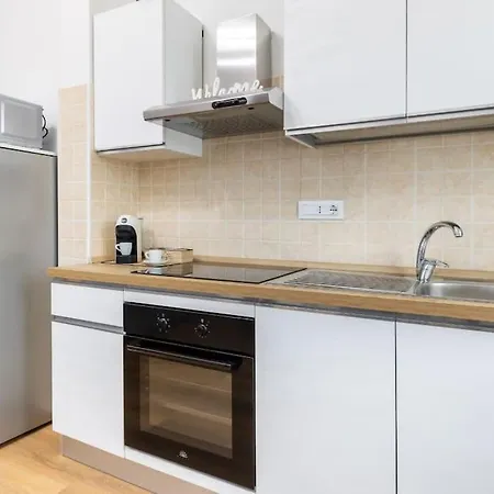 アパート Turindora *