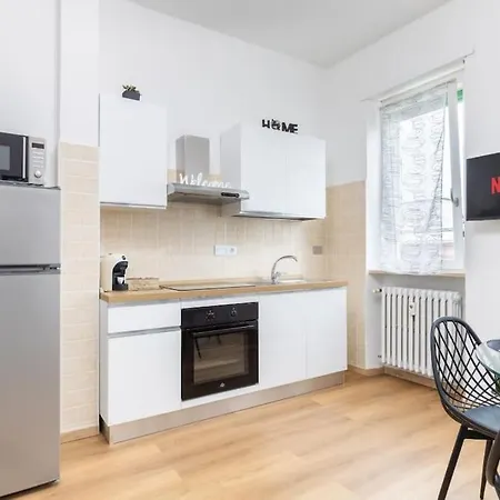 Turindora Apartment *