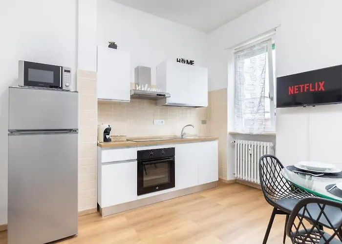 Turindora Apartment *